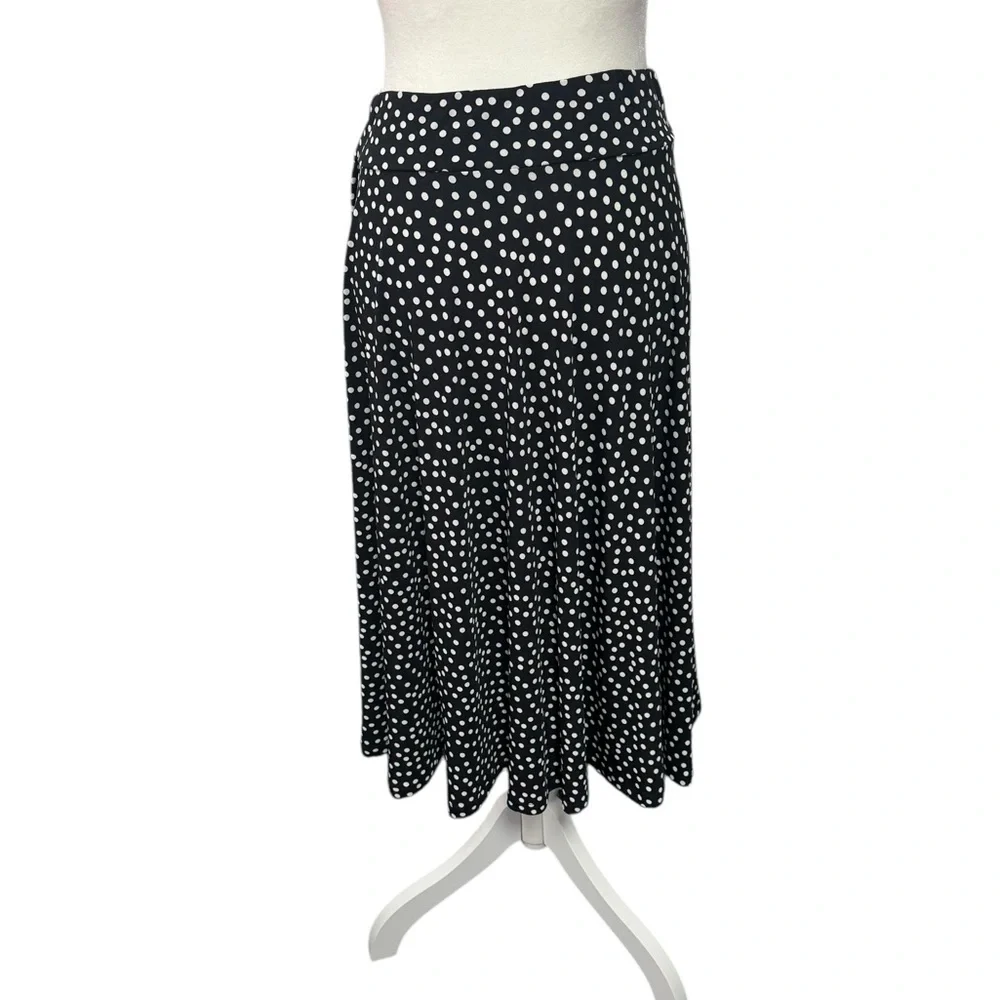Lily Black and White Polka Dot Midi Length Skirt. Size L EUC